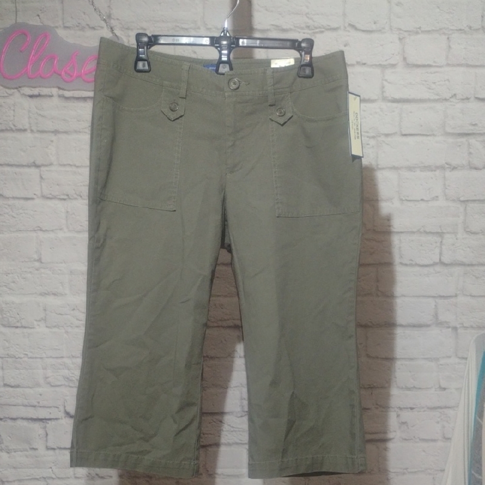 Dockers Mid Rise Favorite Fit Pants NWT